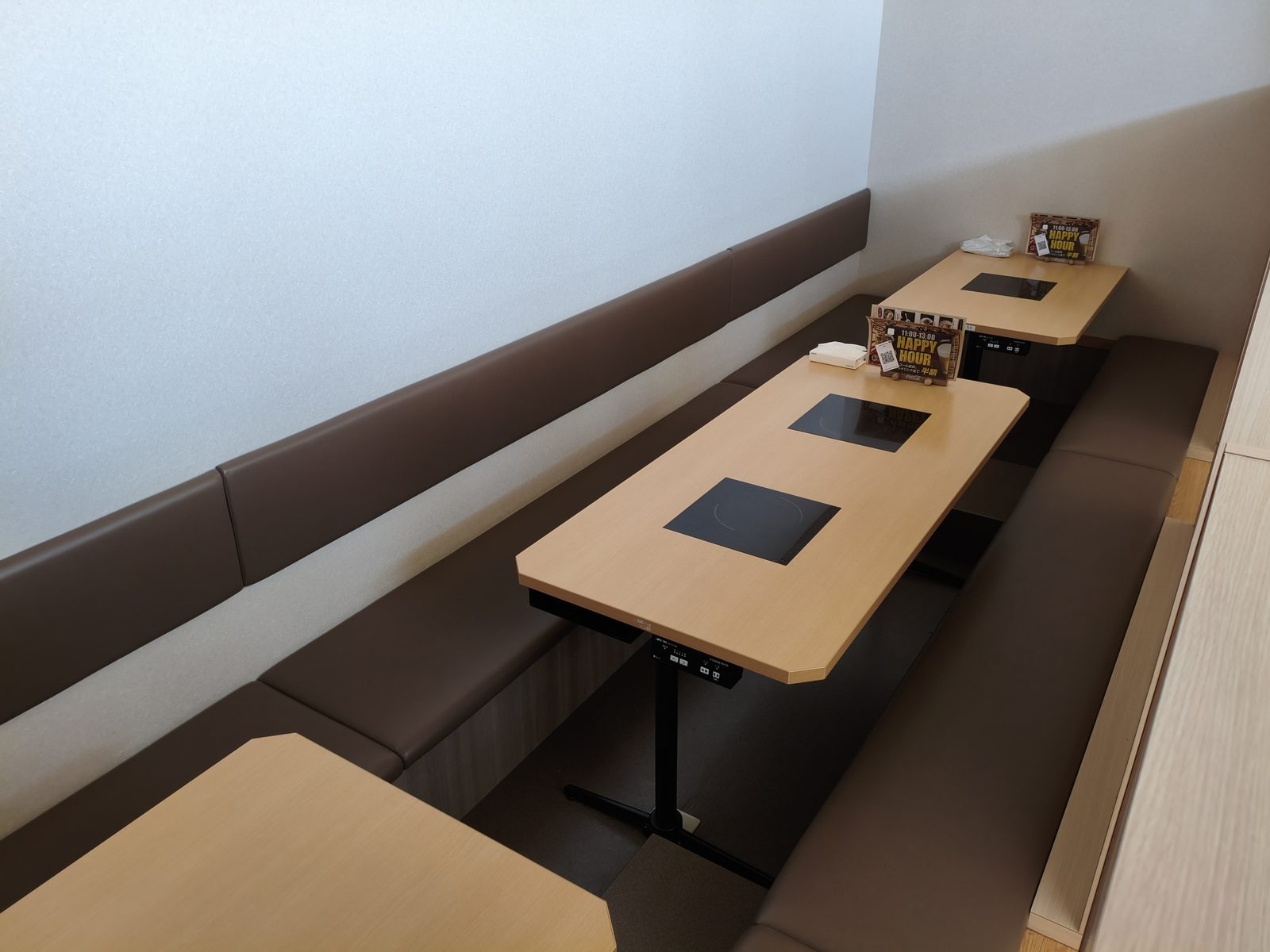 長浜IC付近にある定食屋のお店「爆安88処 はるのゆこと 長浜店」の雰囲気（6/10）