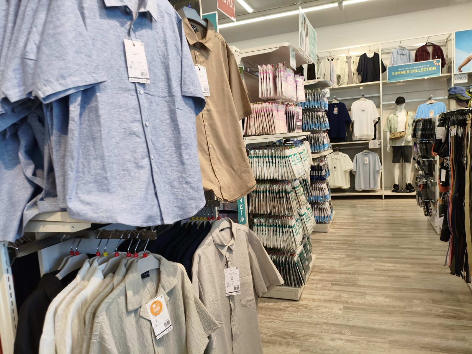 長浜IC付近にある衣類・ファッションのお店「Workman Colors イオン長浜店」の雰囲気（5/5）