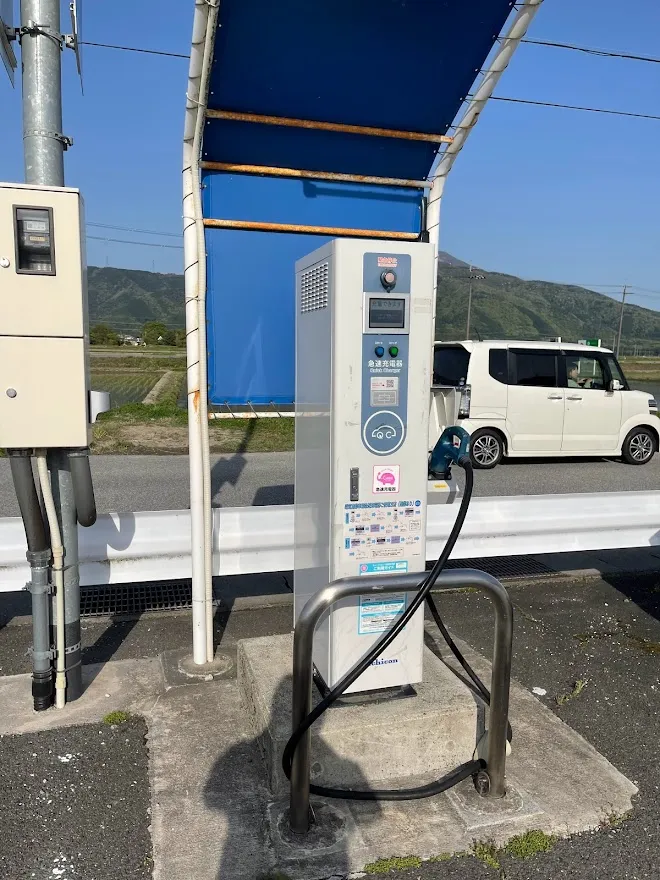 電気自動車用普通充電器