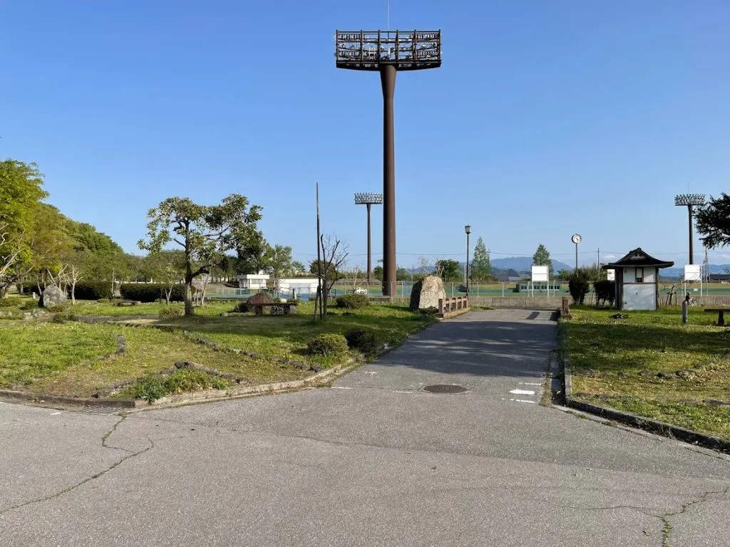 陸上広場