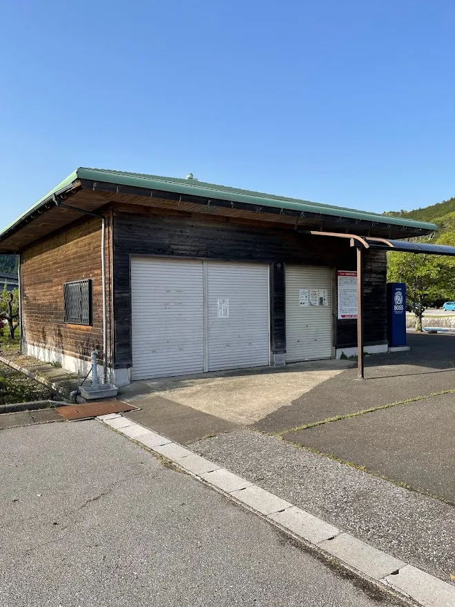 長浜Lifeの記事「長浜市にある大きな公園「長浜市浅井B&G浅井文化スポーツ公園」無料と思えない子供の遊び場」のアイキャッチ写真の写真(17枚目)