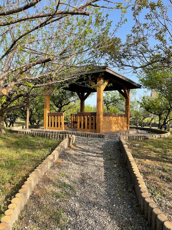 屋根付き休憩場所