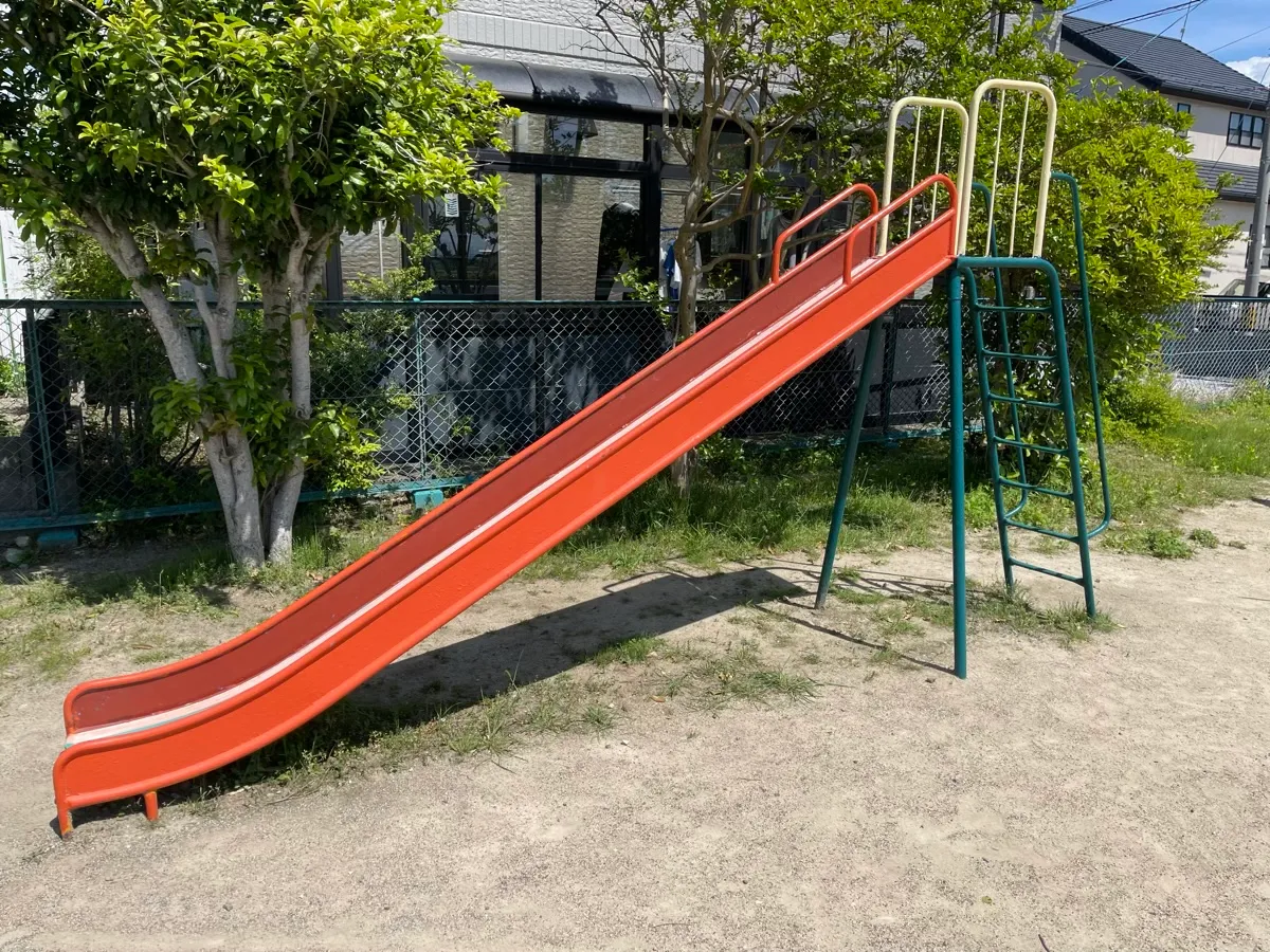 滑り台
