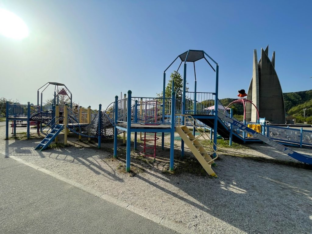 アスレチック遊具