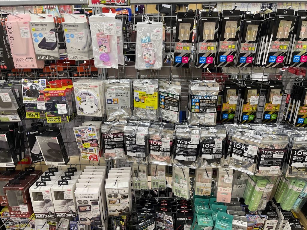 iPhoneケーブル